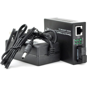 Медіаконвертер Voltronic POE, FT-1G1EPS-20, SC 20 км, Fast Ethernet 10/100/1000 Мбіт/с, 48 В, 2,5 А (0+70 °C), + перехідник (BLY-1G1EFEP) надійний